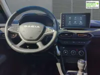 Ny Dacia Sandero Expression 101 HK (74 kW) 2026 Blå SUV