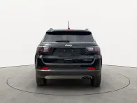 Gebraucht Jeep Compass Limited 131 PS (96 kW) 2022 Schwarz SUV