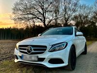 Gebraucht Mercedes C250 204 PS (150 kW) 2015 Weiß Kombi