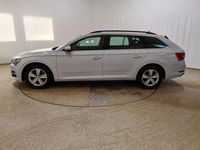 Gebraucht Skoda Superb Ambition 150 PS (110 kW) 2021 Moonweiss metallic Kombi