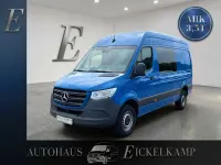 Gebraucht Mercedes Sprinter 190 PS (139 kW) 2022 Blau Van