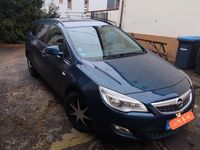 Gebraucht Opel Astra 103 PS (75 kW) 2011 Blau Kombi