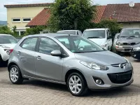 Gebraucht Mazda 2 Edition 75 PS (55 kW) 2012 Silber Kleinwagen