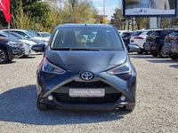 Gebraucht Toyota Aygo X-play 72 PS (52 kW) 2020 Rauchgrau mica (metallic) Kleinwagen