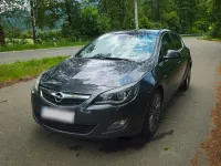 Gebraucht Opel Astra 140 PS (102 kW) 2012 Grau Limousine