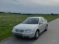 Gebraucht VW Bora Basis 101 PS (74 kW) 1999 Silber Limousine