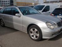 Gebraucht Mercedes E240 Avantgarde 177 PS (130 kW) 2005 Grau Kombi