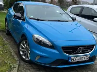 Gebraucht Volvo V40 R-Design 177 PS (130 kW) 2013 Blau Limousine