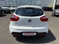 Gebraucht Kia Rio Edition 7 86 PS (63 kW) 2012 Weiß Limousine
