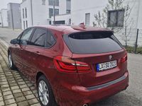 Gebraucht BMW 220 Advantage 190 PS (139 kW) 2018 Rot Kombi
