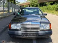 Gebraucht Mercedes 300 180 PS (132 kW) 1989 Schwarz Coupé