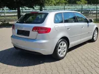 Gebraucht Audi A3 Ambiente 125 PS (91 kW) 2010 Silber Kleinwagen