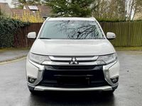 gebraucht Mitsubishi Outlander 2.2 DI-D Diamant Edit. + 4WD, 7 Sitze!