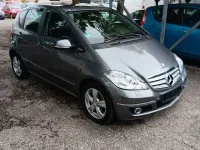 Gebraucht Mercedes A200 Avantgarde 140 PS (102 kW) 2012 Grau Kleinwagen