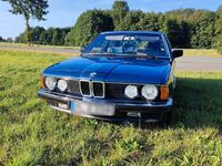 Gebraucht BMW 745 252 PS (185 kW) 1982 Blau Limousine
