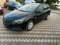 Gebraucht Opel Astra 2017 Schwarz Kombi