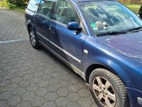 Second-hand VW Passat 100 CP (73 kW) 2000 Albastru Break