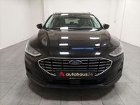 Gebraucht Ford Focus Titanium 125 PS (91 kW) 2022 Schwarz Kombi