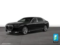 Gebraucht BMW 750e 489 PS (359 kW) 2025 Schwarz Limousine