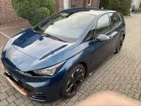 Second-hand Cupra Born 169 kW (231 CP) 2025 Albastru Hatchback
