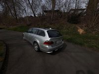 Gebraucht BMW 520 163 PS (119 kW) 2006 Silber Kombi