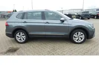 Gebraucht VW Tiguan Life 150 PS (110 kW) 2025 Platinumgreymet (metallic) SUV