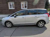 Gebraucht Peugeot 5008 Allure 150 PS (110 kW) 2013 Grau Van / Kleinbus