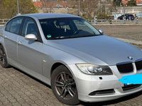 Gebraucht BMW 318 143 PS (105 kW) 2008 Silber Limousine