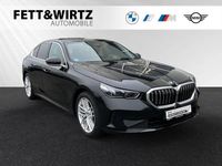 Gebraucht BMW 520 197 PS (144 kW) 2024 Saphirschwarz metallic Limousine