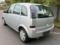 Gebraucht Opel Meriva 105 PS (77 kW) 2006 Silber Van / Kleinbus