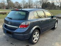 Gebraucht Opel Astra 116 PS (85 kW) 2009 Blau Limousine