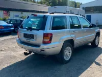 Gebraucht Jeep Grand Cherokee 163 PS (119 kW) 2003 Silber SUV