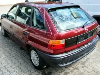Gebraucht Opel Astra 60 PS (44 kW) 1995 Rot Limousine