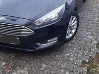 Gebraucht Ford Focus Titanium 125 PS (91 kW) 2018 Schwarz Kombi