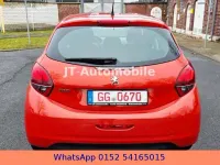 Gebraucht Peugeot 208 Active 82 PS (60 kW) 2015 Orange Kleinwagen