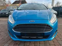 Gebraucht Ford Fiesta Titanium 101 PS (74 kW) 2014 Arubablau metallic Kleinwagen