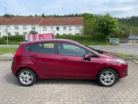Gebraucht Ford Fiesta SYNC Edition 80 PS (58 kW) 2015 Rot Kleinwagen