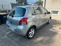 gebraucht Toyota Yaris 1,3 Automatik TÜV 11/2025