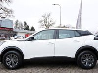 Gebraucht Peugeot 2008 Active 132 PS (97 kW) 2022 Weiß SUV