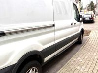 Gebraucht Ford Transit 130 PS (95 kW) 2018 Weiß Van / Kleinbus
