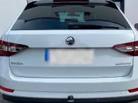 Gebraucht Skoda Superb Active 150 PS (110 kW) 2016 Schwarz Kombi