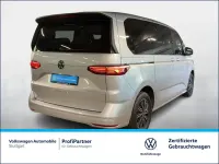 Gebraucht VW Multivan Life 150 PS (110 kW) 2024 Reflexsilber metallic Van / Kleinbus