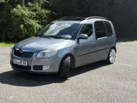 Gebraucht Skoda Roomster 105 PS (77 kW) 2009 Silber Van / Kleinbus
