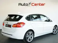 Gebraucht BMW 218 Sport Line 140 PS (102 kW) 2018 Weiß Van / Kleinbus