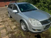 Gebraucht Opel Astra 101 PS (74 kW) 2007 Silber Kombi