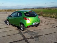 Gebraucht Mazda 2 Active 84 PS (61 kW) 2011 Grün Kleinwagen