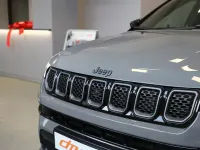 Käytetty Jeep Compass 150 HP (110 kW) 2022 Harmaa Katumaasturi