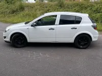 Gebraucht Opel Astra 116 PS (85 kW) 2009 Weiß Limousine