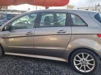 Gebraucht Mercedes B200 140 PS (102 kW) 2007 Grau Van / Kleinbus