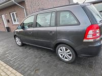 Gebraucht Opel Zafira 116 PS (85 kW) 2012 Grau Van / Kleinbus